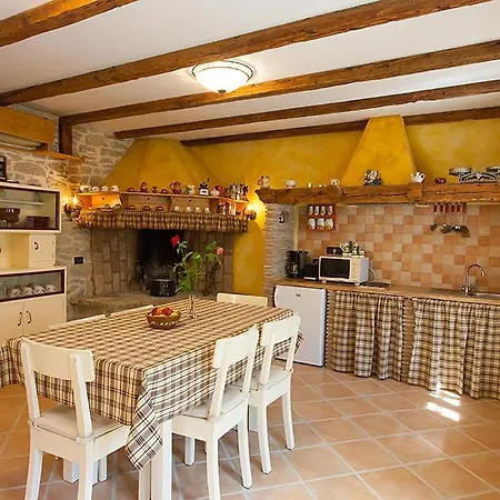Casa Franz Vila *