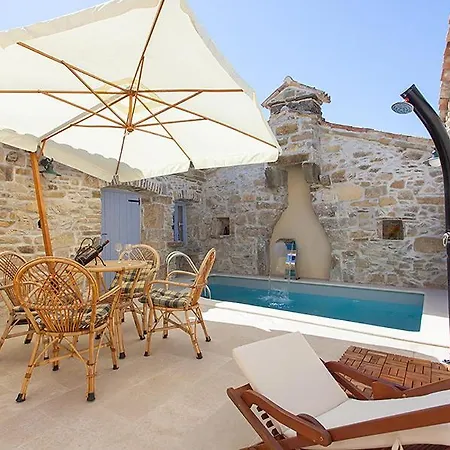 Casa Franz Villa Krbune